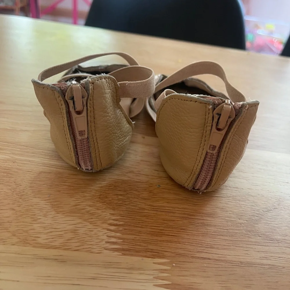 Little Love Bug Ballet style shoes - Picture 2 of 6